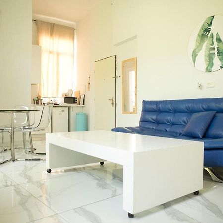 תל אביב Bauhaus Stylish Apartments - By Bookiz מראה חיצוני תמונה