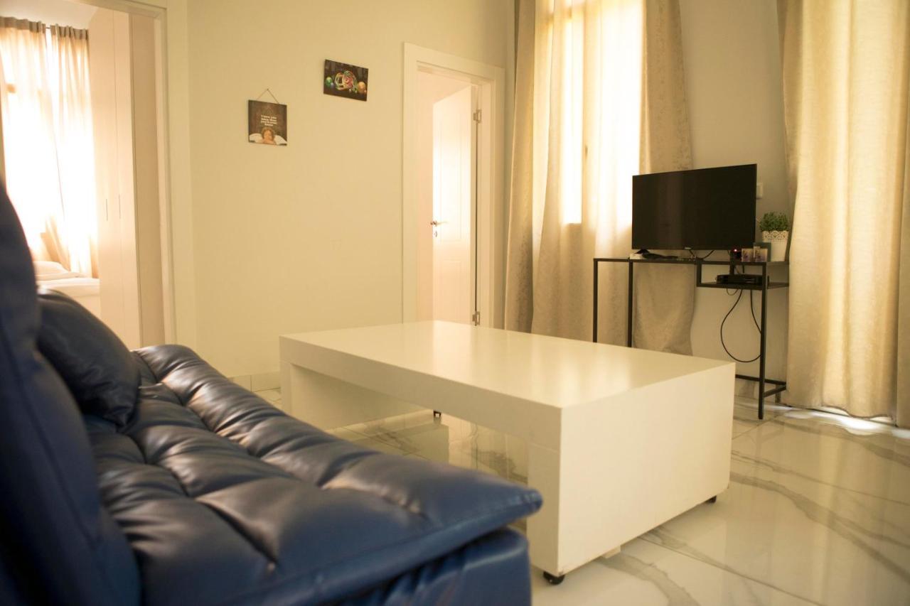 תל אביב Bauhaus Stylish Apartments - By Bookiz מראה חיצוני תמונה